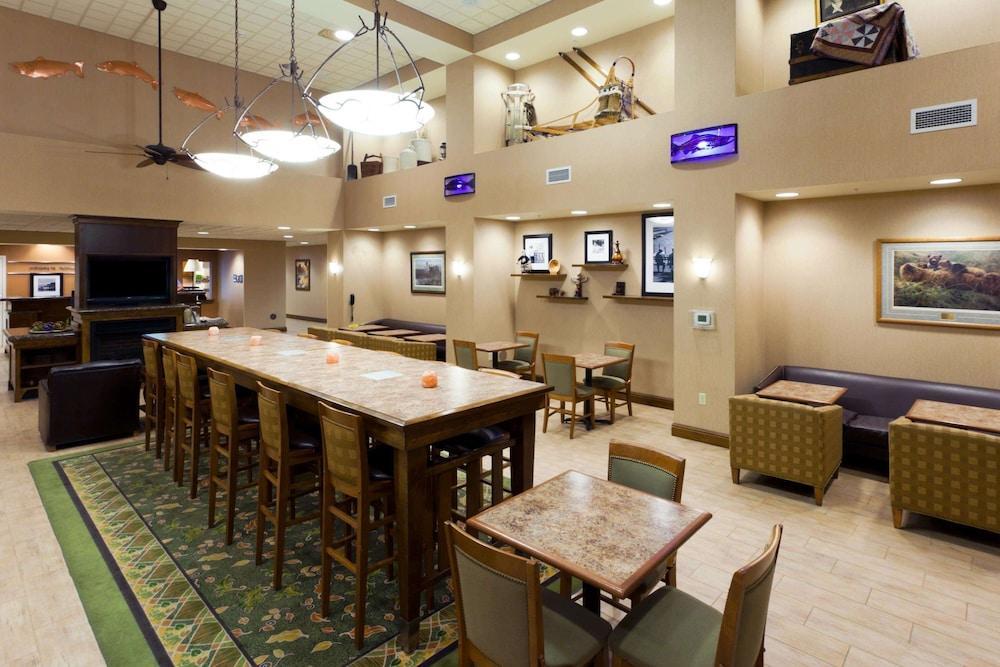 Hampton Inn & Suites Fairbanks Esterno foto