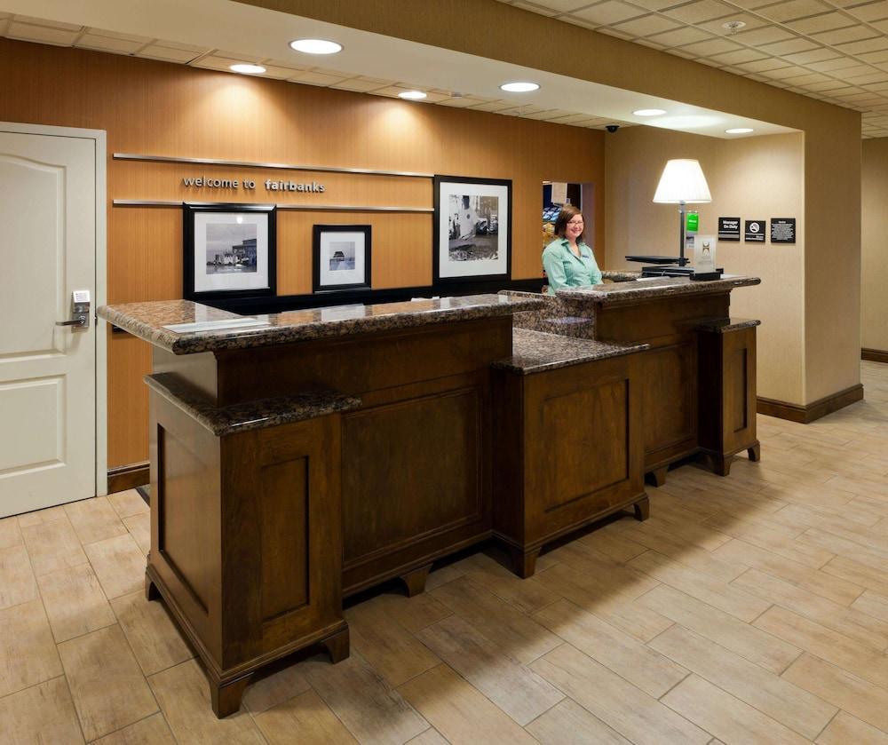 Hampton Inn & Suites Fairbanks Esterno foto